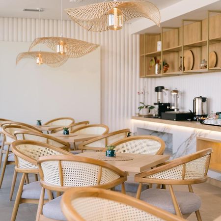 Hotel Teuta Ulcinj Ngoại thất bức ảnh