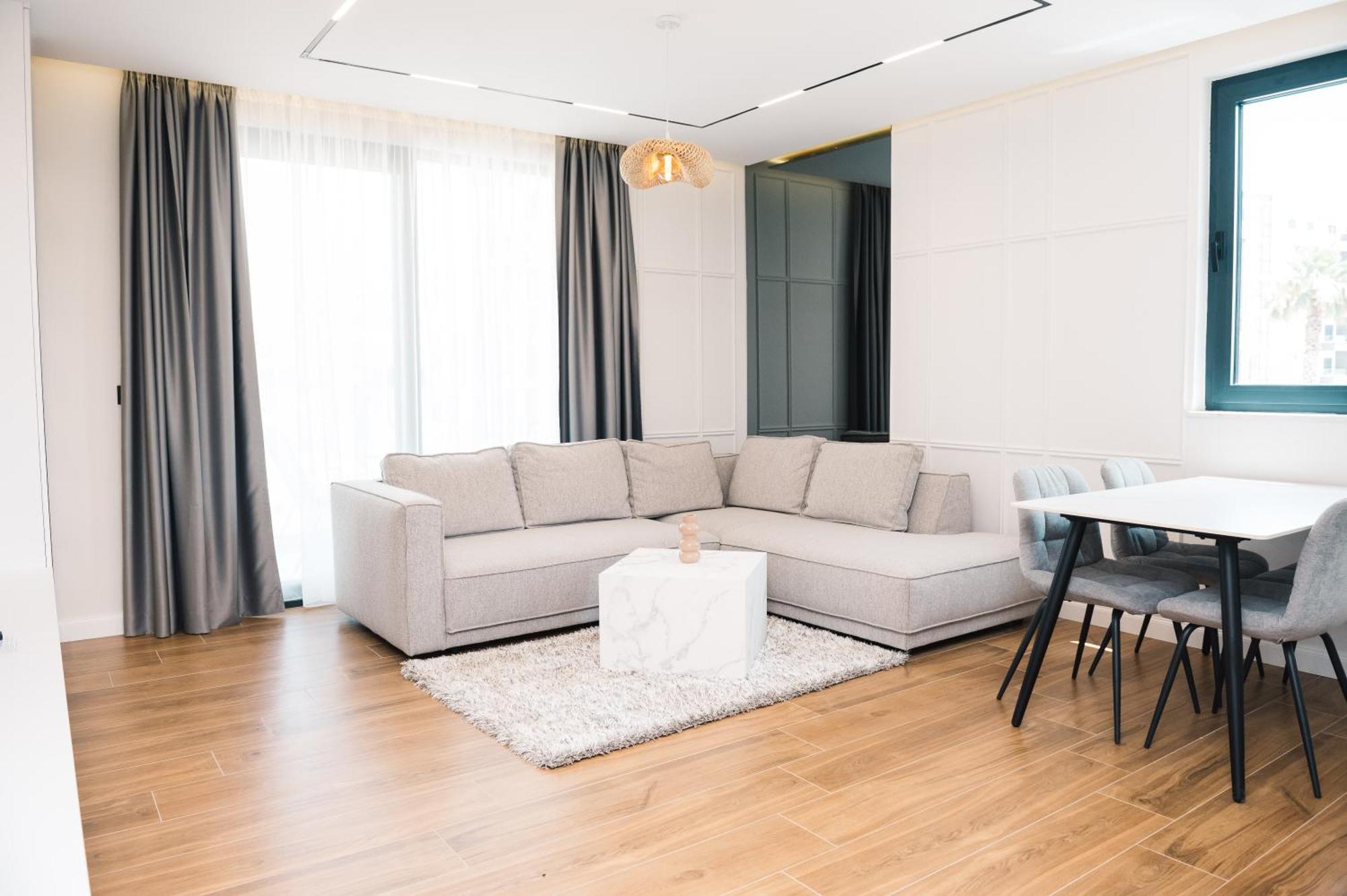 Hotel Teuta Ulcinj Ngoại thất bức ảnh