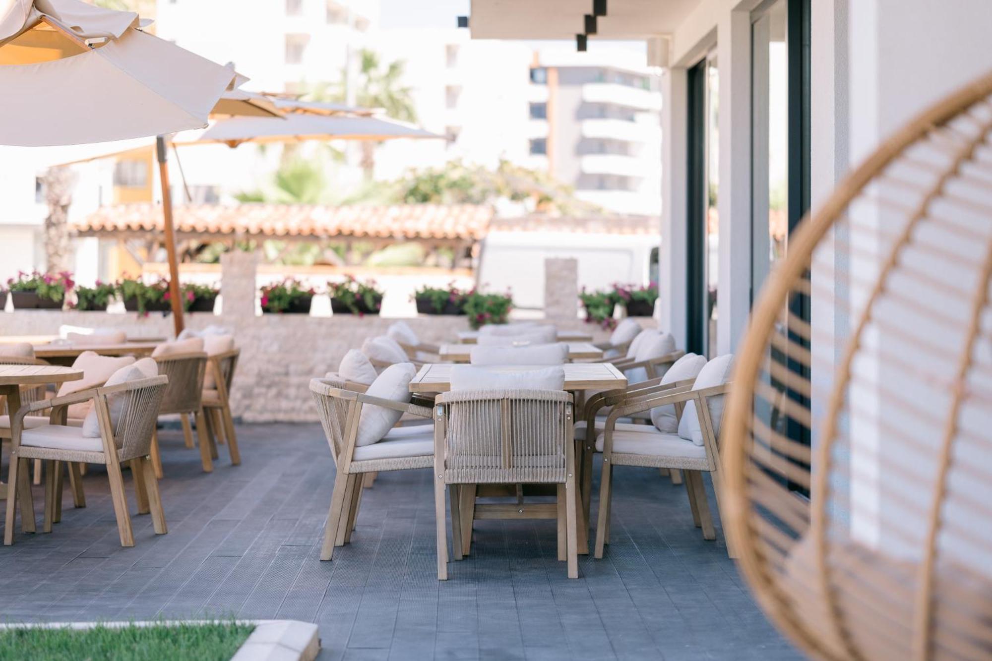 Hotel Teuta Ulcinj Ngoại thất bức ảnh