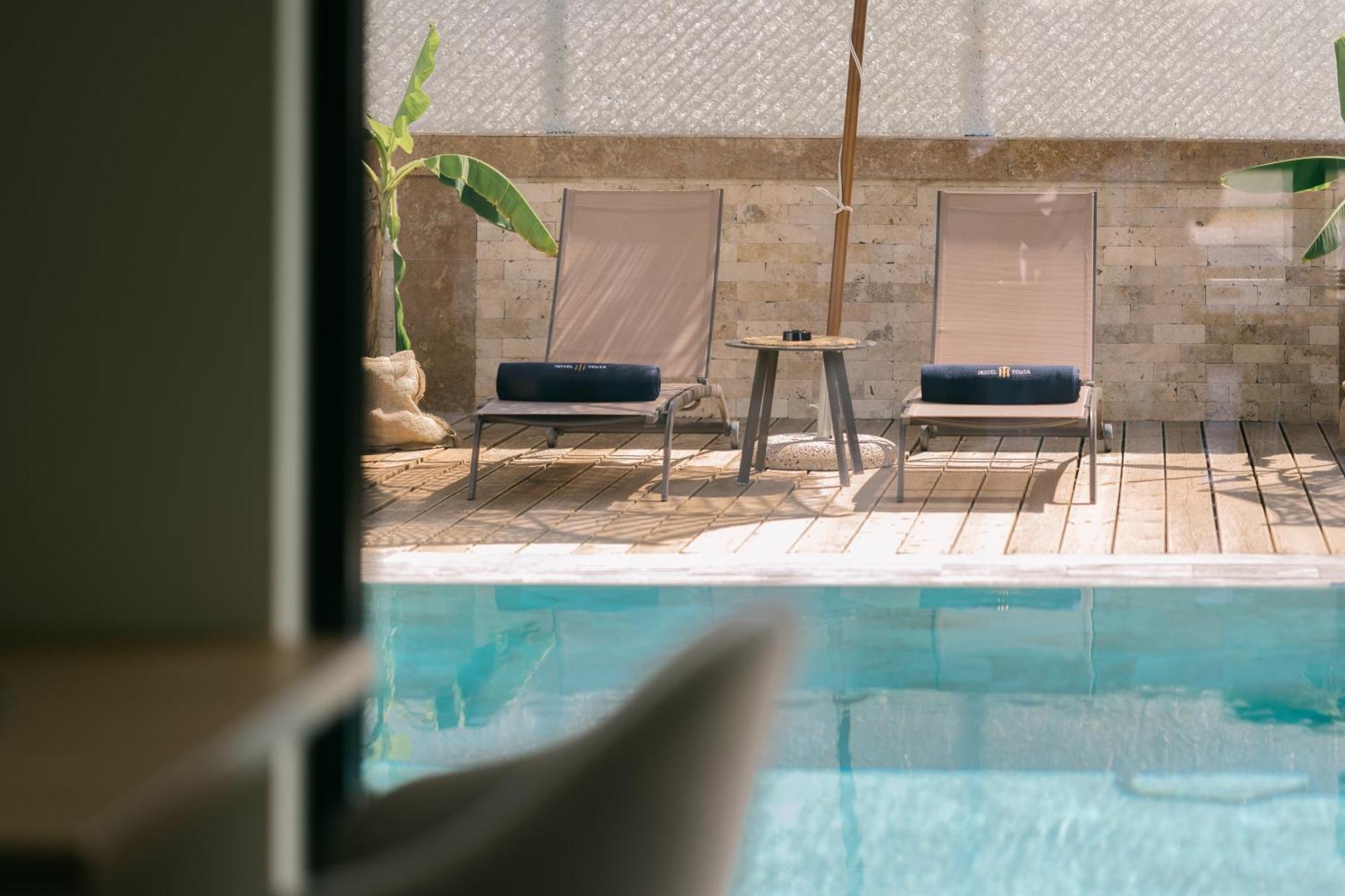 Hotel Teuta Ulcinj Ngoại thất bức ảnh
