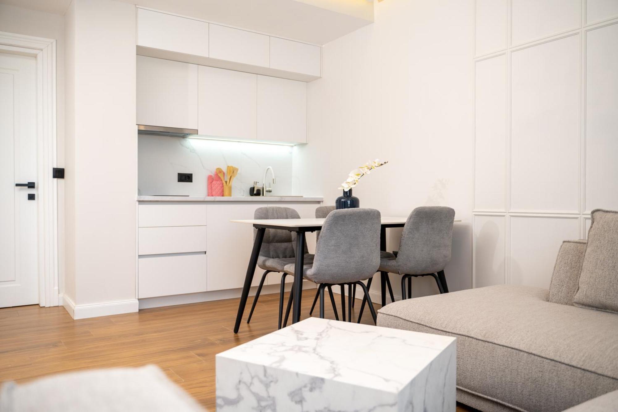 Hotel Teuta Ulcinj Ngoại thất bức ảnh
