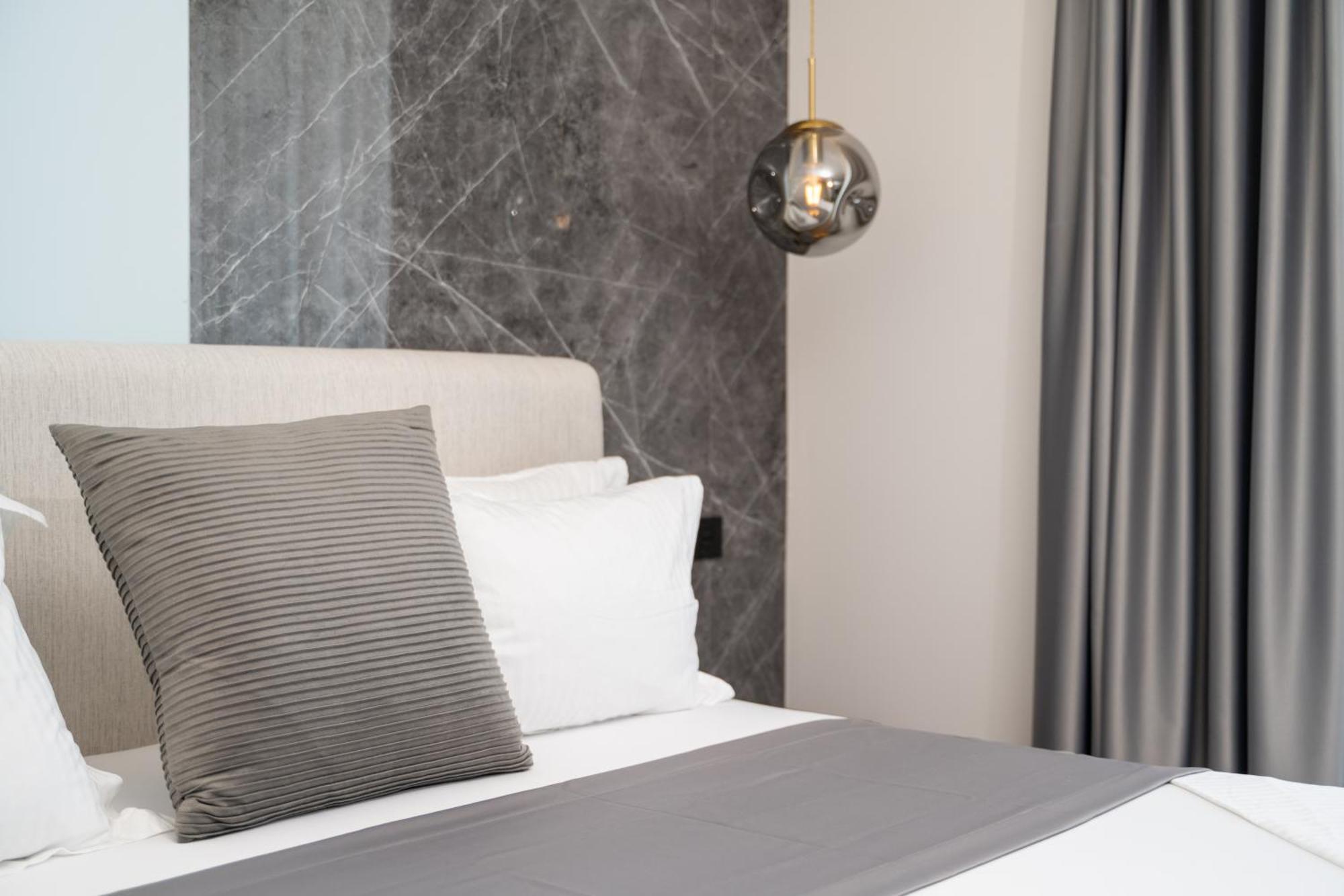 Hotel Teuta Ulcinj Ngoại thất bức ảnh